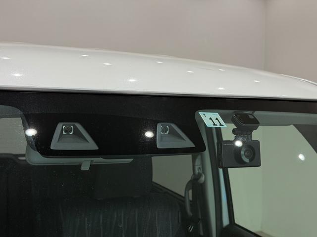 ソリオ ハイブリッドＭＺ　ディスプレイオーディオ　バックカメラ　ドライブレコーダー　両側電動スライドドア　アダプティブクルーズコントロール　ステリモ　スズキセーフティサポート　パーキングセンサ―　シートヒーター　オートライト（8枚目）