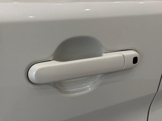 ソリオ ハイブリッドＭＺ　ディスプレイオーディオ　バックカメラ　ドライブレコーダー　両側電動スライドドア　アダプティブクルーズコントロール　ステリモ　スズキセーフティサポート　パーキングセンサ―　シートヒーター　オートライト（14枚目）