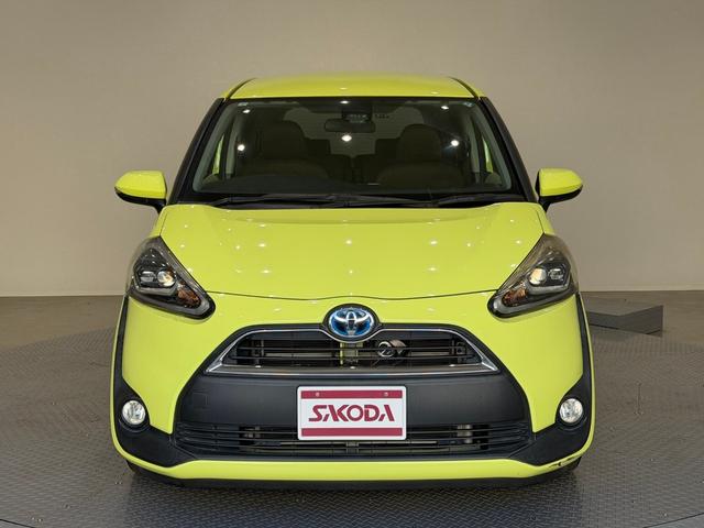 シエンタ ハイブリッドＧ　ナビ　バックカメラ　ＥＴＣ　両側電動スライドドア　ステリモ　３列シート　スマートキー　オートエアコン　アイドリングストップ　横滑り防止　シートヒーター（7枚目）