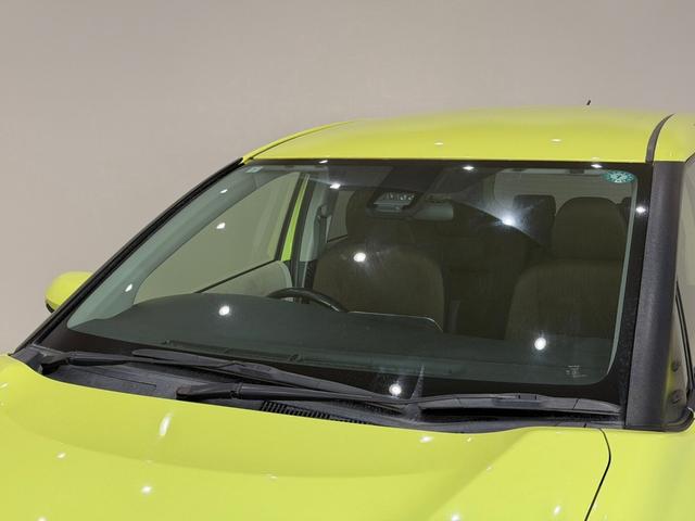 シエンタ ハイブリッドＧ　ナビ　バックカメラ　ＥＴＣ　両側電動スライドドア　ステリモ　３列シート　スマートキー　オートエアコン　アイドリングストップ　横滑り防止　シートヒーター（10枚目）