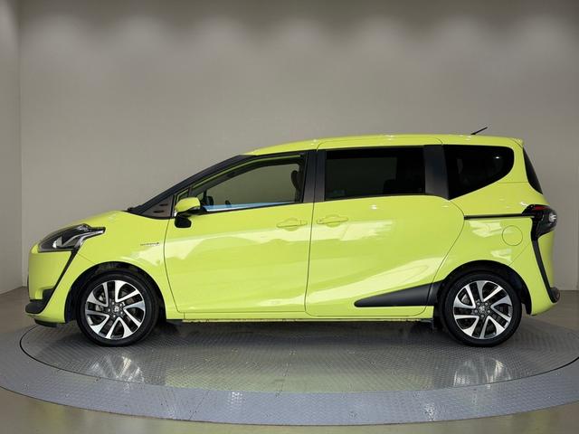 シエンタ ハイブリッドＧ　ナビ　バックカメラ　ＥＴＣ　両側電動スライドドア　ステリモ　３列シート　スマートキー　オートエアコン　アイドリングストップ　横滑り防止　シートヒーター（20枚目）