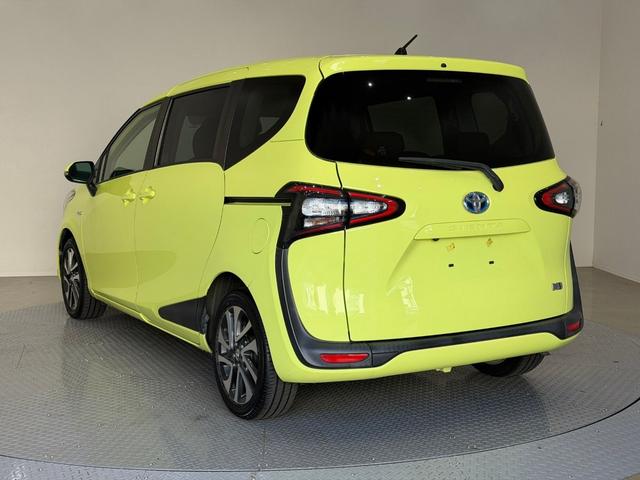 シエンタ ハイブリッドＧ　ナビ　バックカメラ　ＥＴＣ　両側電動スライドドア　ステリモ　３列シート　スマートキー　オートエアコン　アイドリングストップ　横滑り防止　シートヒーター（21枚目）