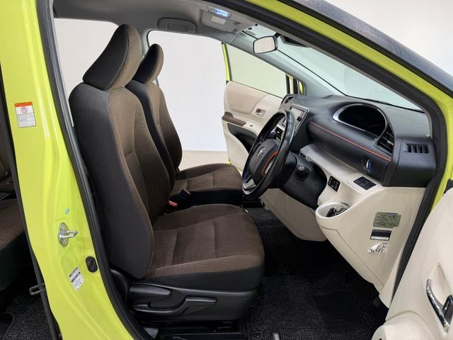 シエンタ ハイブリッドＧ　ナビ　バックカメラ　ＥＴＣ　両側電動スライドドア　ステリモ　３列シート　スマートキー　オートエアコン　アイドリングストップ　横滑り防止　シートヒーター（43枚目）