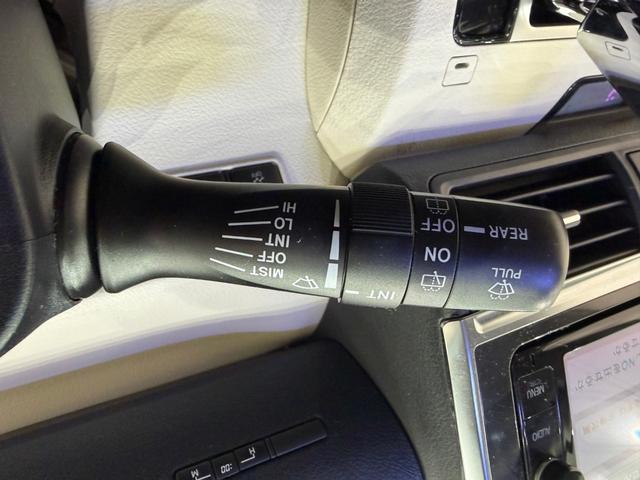 シエンタ ハイブリッドＧ　ナビ　バックカメラ　ＥＴＣ　両側電動スライドドア　ステリモ　３列シート　スマートキー　オートエアコン　アイドリングストップ　横滑り防止　シートヒーター（46枚目）