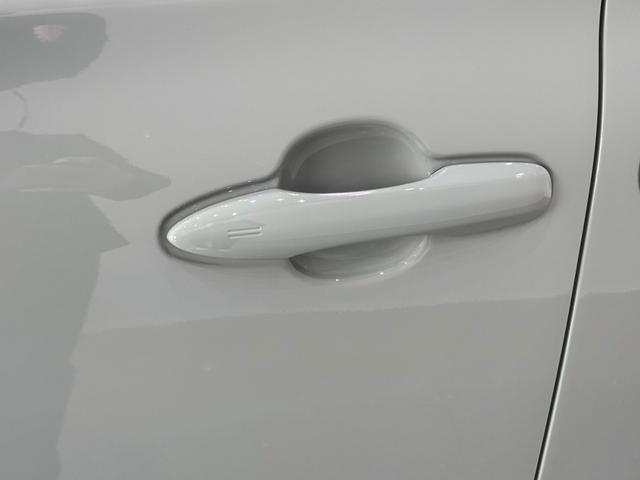 シエンタ ハイブリッドＺ　１０．５インチディスプレイオーディオ　全方位カメラ　アダプティブクルーズコントロール　ステリモ　両側電動スライドドア　パーキングセンサ―　ＥＴＣ　スマートキー（10枚目）