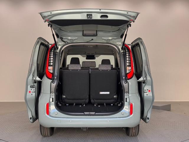 シエンタ ハイブリッドＺ　１０．５インチディスプレイオーディオ　全方位カメラ　アダプティブクルーズコントロール　ステリモ　両側電動スライドドア　パーキングセンサ―　ＥＴＣ　スマートキー（17枚目）