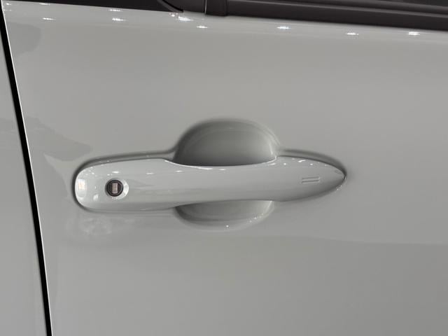 シエンタ ハイブリッドＺ　１０．５インチディスプレイオーディオ　全方位カメラ　アダプティブクルーズコントロール　ステリモ　両側電動スライドドア　パーキングセンサ―　ＥＴＣ　スマートキー（23枚目）