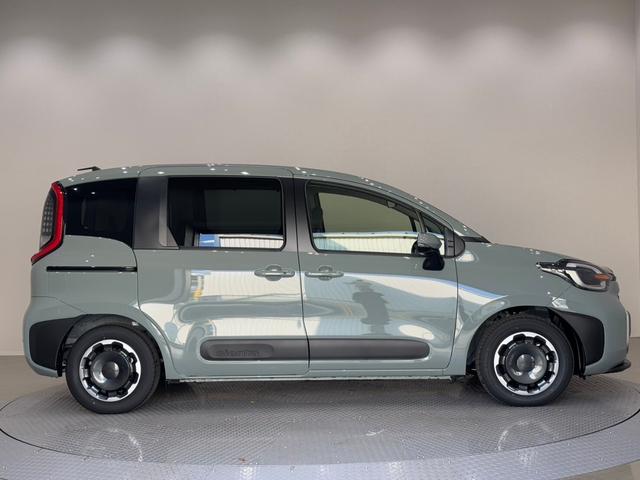 シエンタ ハイブリッドＺ　１０．５インチディスプレイオーディオ　全方位カメラ　アダプティブクルーズコントロール　ステリモ　両側電動スライドドア　パーキングセンサ―　ＥＴＣ　スマートキー（27枚目）