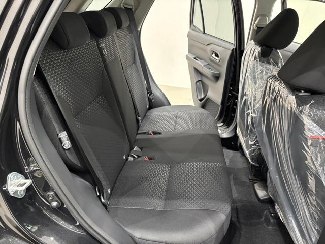 ライズ Ｚ　衝突被害軽減ブレーキ　パーキングセンサ―　バックカメラ　アダプティブクルーズコントロール　ステリモ　電子パーキング　ＵＳＢソケット　オートライト　スマートキー　フォグランプ　アルミホイール（33枚目）
