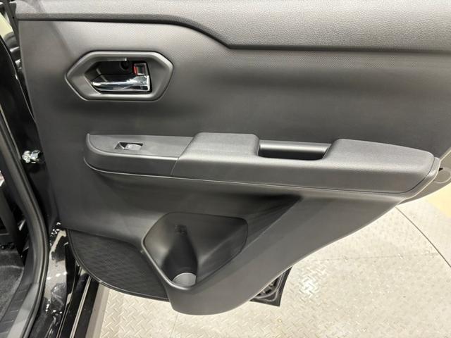 ライズ Ｚ　衝突被害軽減ブレーキ　パーキングセンサ―　バックカメラ　アダプティブクルーズコントロール　ステリモ　電子パーキング　ＵＳＢソケット　オートライト　スマートキー　フォグランプ　アルミホイール（35枚目）