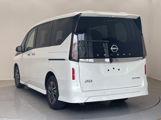 セレナ ｅ－パワー　ハイウェイスターＶ　２．３インチナビ　アラウンドビューモニター　ＥＴＣ　両側電動スライドドア　アダプティブクルーズコントロール　ステリモ　衝突被害軽減ブレーキ　パーキングセンサ―　３列シート　スマートキー（20枚目）
