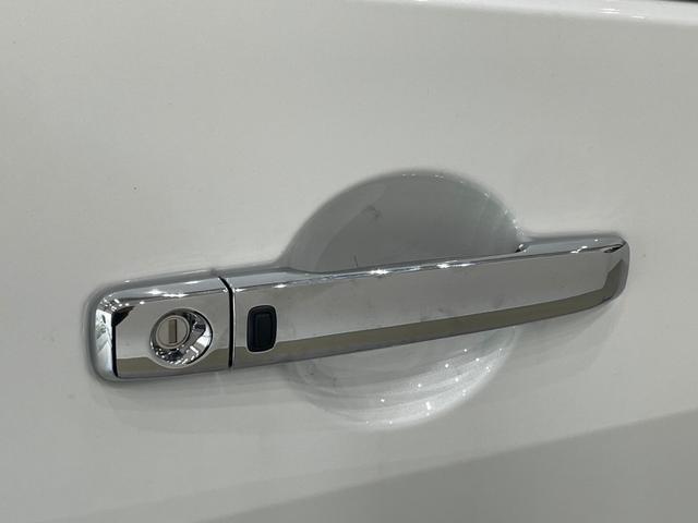 セレナ ｅ－パワー　ハイウェイスターＶ　２．３インチナビ　アラウンドビューモニター　ＥＴＣ　両側電動スライドドア　アダプティブクルーズコントロール　ステリモ　衝突被害軽減ブレーキ　パーキングセンサ―　３列シート　スマートキー（29枚目）