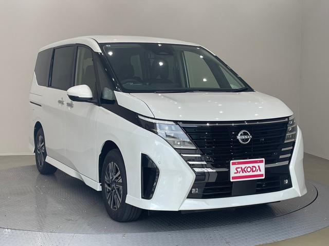 セレナ ｅ－パワー　ハイウェイスターＶ　２．３インチナビ　アラウンドビューモニター　ＥＴＣ　両側電動スライドドア　アダプティブクルーズコントロール　ステリモ　衝突被害軽減ブレーキ　パーキングセンサ―　３列シート　スマートキー（33枚目）