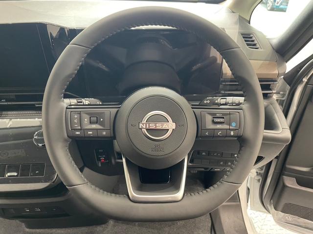 セレナ ｅ－パワー　ハイウェイスターＶ　２．３インチナビ　アラウンドビューモニター　ＥＴＣ　両側電動スライドドア　アダプティブクルーズコントロール　ステリモ　衝突被害軽減ブレーキ　パーキングセンサ―　３列シート　スマートキー（46枚目）