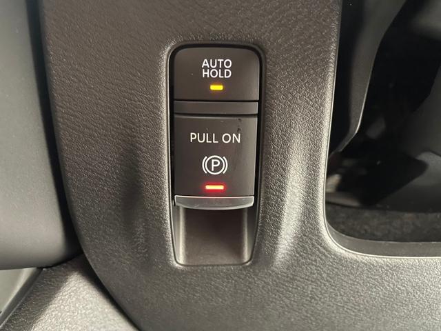 セレナ ｅ－パワー　ハイウェイスターＶ　２．３インチナビ　アラウンドビューモニター　ＥＴＣ　両側電動スライドドア　アダプティブクルーズコントロール　ステリモ　衝突被害軽減ブレーキ　パーキングセンサ―　３列シート　スマートキー（64枚目）