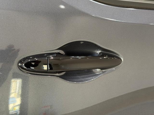 WR-V Z ブラックスタイル ホンダセンシング バックカメラ アダプティブクルーズコントロール ステリモ フロントフォグランプ アルミホイール アイドリングストップ パーキングセンサ― スマートキー(28枚目)