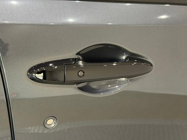 WR-V Z ブラックスタイル ホンダセンシング バックカメラ アダプティブクルーズコントロール ステリモ フロントフォグランプ アルミホイール アイドリングストップ パーキングセンサ― スマートキー(29枚目)