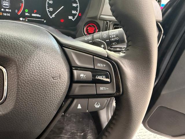 WR-V Z ブラックスタイル ホンダセンシング バックカメラ アダプティブクルーズコントロール ステリモ フロントフォグランプ アルミホイール アイドリングストップ パーキングセンサ― スマートキー(43枚目)