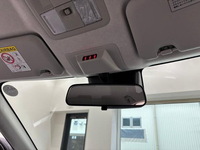 ライズ Ｚ　衝突被害軽減ブレーキ　パーキングセンサ―　バックカメラ　アダプティブクルーズコントロール　ステリモ　電子パーキング　ＵＳＢソケット　オートライト　スマートキー　フォグランプ　アルミホイール（51枚目）