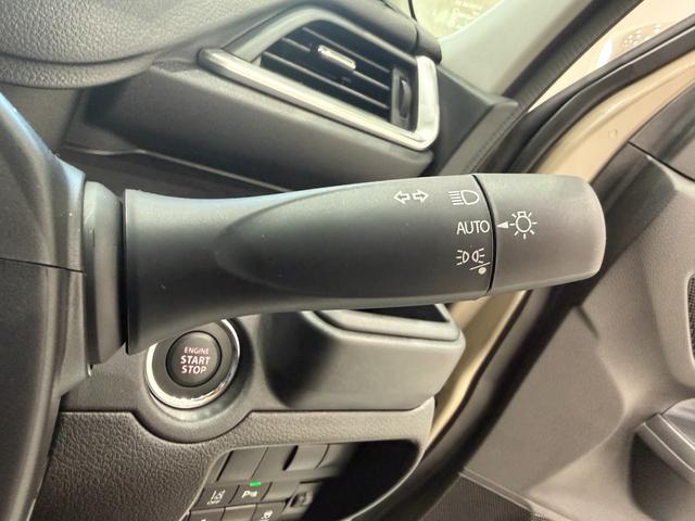 ソリオ Ｇ　ドライブレコーダー　ＥＴＣ　バックカメラ　ナビ　ＴＶ　クリアランスソナー　レーンアシスト　衝突被害軽減システム　両側スライドドア　オートライト　スマートキー　電動格納ミラー　フルフラット（45枚目）