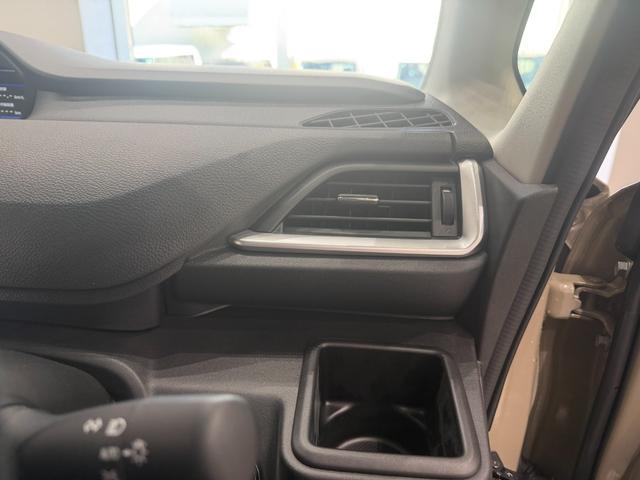 ソリオ Ｇ　ドライブレコーダー　ＥＴＣ　バックカメラ　ナビ　ＴＶ　クリアランスソナー　レーンアシスト　衝突被害軽減システム　両側スライドドア　オートライト　スマートキー　電動格納ミラー　フルフラット（52枚目）