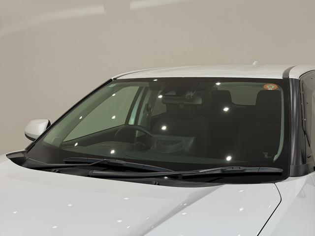 ヤリスクロス Ｇ　ドライブレコーダー　ＥＴＣ　バックカメラ　オートクルーズコントロール　レーンアシスト　衝突被害軽減システム　ナビ　ＴＶ　オートマチックハイビーム　オートライト　アルミホイール　スマートキー（25枚目）