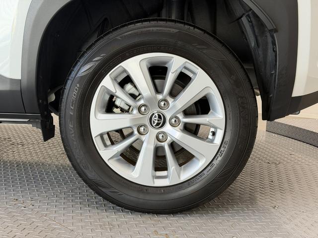 ヤリスクロス Ｇ　ドライブレコーダー　ＥＴＣ　バックカメラ　オートクルーズコントロール　レーンアシスト　衝突被害軽減システム　ナビ　ＴＶ　オートマチックハイビーム　オートライト　アルミホイール　スマートキー（37枚目）