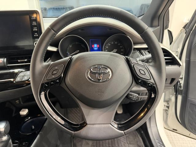 Ｃ－ＨＲ Ｇ　ドライブレコーダー　ＥＴＣ　バックカメラ　オートクルーズコントロール　レーンアシスト　衝突被害軽減システム　ＴＶ　オートマチックハイビーム　オートライト　ＬＥＤヘッドランプ　アルミホイール（3枚目）