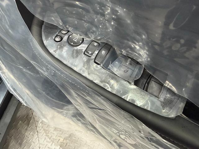 ＷＲ－Ｖ Ｚ　バックカメラ　オートクルーズコントロール　レーンアシスト　衝突被害軽減システム　オートライト　ＬＥＤヘッドランプ　アルミホイール　スマートキー　電動格納ミラー　ＣＶＴ　盗難防止システム　ＵＳＢ　ＡＢＳ（10枚目）