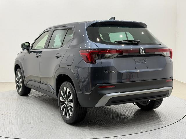 ＷＲ－Ｖ Ｚ　バックカメラ　オートクルーズコントロール　衝突被害軽減システム　オートライト　ＬＥＤヘッドランプ　アルミホイール　スマートキー　電動格納ミラー　ＣＶＴ　盗難防止システム　ＵＳＢ　ＡＢＳ　ＥＳＣ（17枚目）