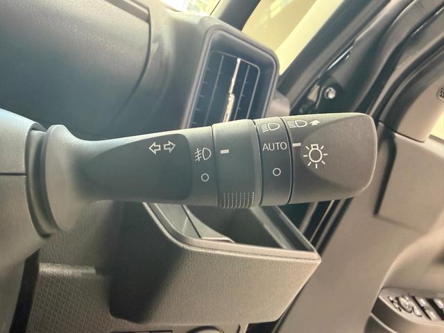 タント カスタムX バックカメラ 両側電動スライドドア クリアランスソナー レーンアシスト 衝突被害軽減システム オートライト LEDヘッドランプ スマートキー アイドリングストップ シートヒーター ベンチシート CVT(21枚目)