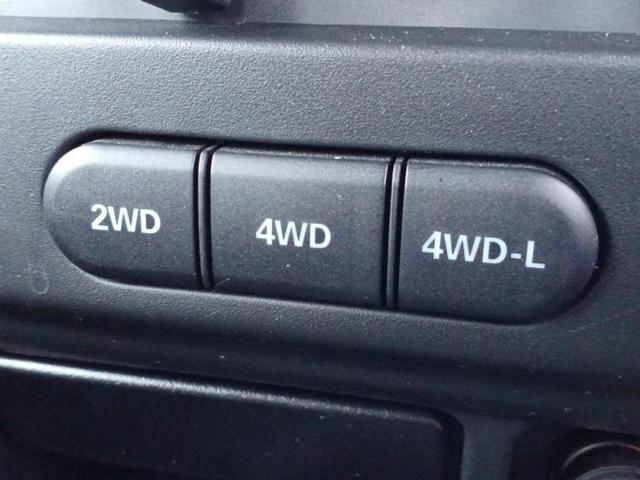 ＡＺオフロード ４ＷＤ　ＸＣ　保証書／社外　ナビ／ＡＢＳ／ワンセグＴＶ／ルーフレール／衝突安全ボディ／アルミホイール　純正　１６インチ／パワーウインドウ／キーレスエントリー／パワーステアリング／マニュアルエアコン／ユーザー買取車（16枚目）
