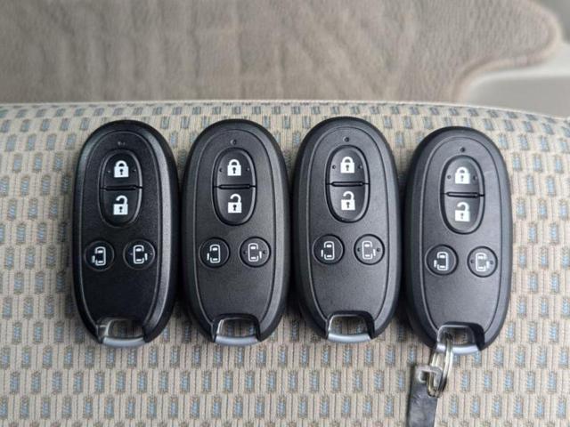 エブリイワゴン 4WD PZターボスペシャル 保証書/社外 SDナビ/セーフティサポート(スズキ)/両側電動スライドドア/シートヒーター 運転席/オートステップ/ヘッドランプ HID/Bluetooth接続/ETC/EBD付ABS ターボ 4WD(30枚目)