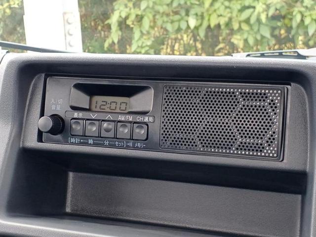 クリッパートラック 4WD DX 保証書/届出済未使用車/EBD付ABS/横滑り防止装置/アイドリングストップ/パワーウインドウ/キーレスエントリー/パワーステアリング/オートライト/マニュアルエアコン/取扱説明書 4WD(9枚目)