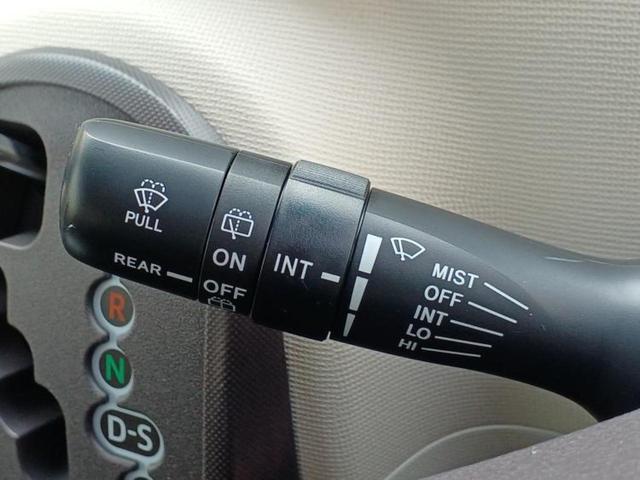 ポルテ G 純正 SDナビ/トヨタセーフティセンス/電動スライドドア/シートヒーター 運転席/車線逸脱防止支援システム/ヘッドランプ LED/Bluetooth接続/ETC/EBD付ABS/横滑り防止装置(15枚目)