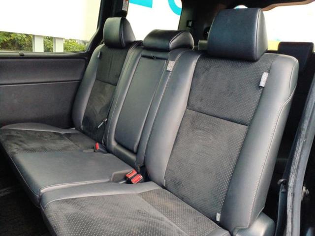 ヴォクシー ＺＳキラメキ３　新品タイヤ／保証書／社外　９インチ　ＳＤナビ／フリップダウンモニター　社外　９インチ／トヨタセーフティセンス／両側電動スライドドア／車線逸脱防止支援システム／ヘッドランプ　ＬＥＤ　衝突被害軽減システム（8枚目）