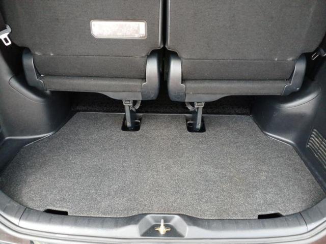 ヴォクシー ＺＳキラメキ３　新品タイヤ／保証書／社外　９インチ　ＳＤナビ／フリップダウンモニター　社外　９インチ／トヨタセーフティセンス／両側電動スライドドア／車線逸脱防止支援システム／ヘッドランプ　ＬＥＤ　衝突被害軽減システム（20枚目）