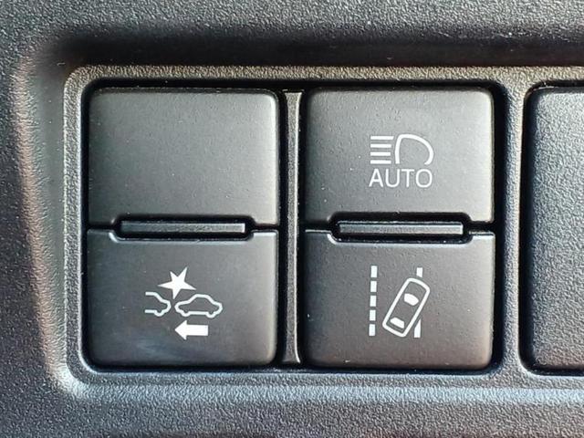 ヴォクシー ＺＳキラメキ３　新品タイヤ／保証書／社外　９インチ　ＳＤナビ／フリップダウンモニター　社外　９インチ／トヨタセーフティセンス／両側電動スライドドア／車線逸脱防止支援システム／ヘッドランプ　ＬＥＤ　衝突被害軽減システム（26枚目）