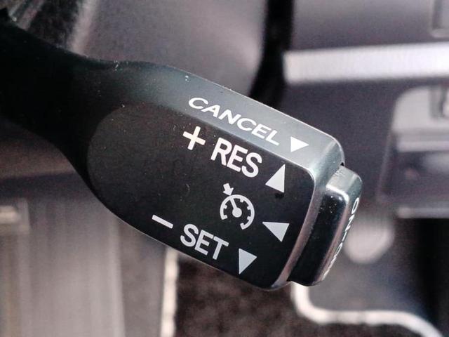 ヴォクシー ＺＳキラメキ３　新品タイヤ／保証書／社外　９インチ　ＳＤナビ／フリップダウンモニター　社外　９インチ／トヨタセーフティセンス／両側電動スライドドア／車線逸脱防止支援システム／ヘッドランプ　ＬＥＤ　衝突被害軽減システム（33枚目）