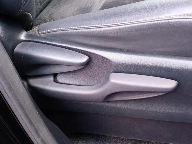 ヴォクシー ＺＳキラメキ３　新品タイヤ／保証書／社外　９インチ　ＳＤナビ／フリップダウンモニター　社外　９インチ／トヨタセーフティセンス／両側電動スライドドア／車線逸脱防止支援システム／ヘッドランプ　ＬＥＤ　衝突被害軽減システム（34枚目）