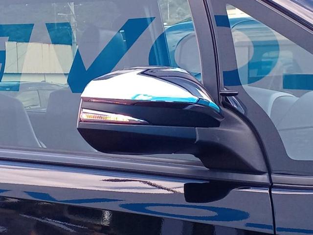 ヴォクシー ＺＳキラメキ３　新品タイヤ／保証書／社外　９インチ　ＳＤナビ／フリップダウンモニター　社外　９インチ／トヨタセーフティセンス／両側電動スライドドア／車線逸脱防止支援システム／ヘッドランプ　ＬＥＤ　衝突被害軽減システム（38枚目）