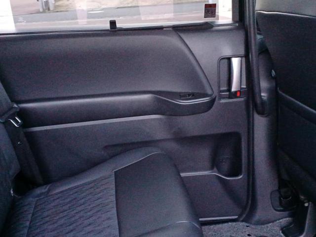 ノア Ｓ－Ｚ　保証書／ディスプレイオーディオ＋ナビ１０インチ／トヨタセーフティセンス／両側電動スライドドア／シートヒーター　前席／車線逸脱防止支援システム／ドライブレコーダー　前後／ヘッドランプ　ＬＥＤ　ＤＶＤ再生（25枚目）