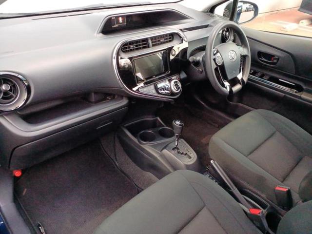 アクア Ｓスタイルブラック　保証書／社外　ＳＤナビ／トヨタセーフティセンス／車線逸脱防止支援システム／ヘッドランプ　ＬＥＤ／Ｂｌｕｅｔｏｏｔｈ接続／ＥＴＣ／ＥＢＤ付ＡＢＳ／横滑り防止装置／バックモニター／フルセグＴＶ（6枚目）