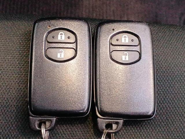 アクア Ｓスタイルブラック　保証書／社外　ＳＤナビ／トヨタセーフティセンス／車線逸脱防止支援システム／ヘッドランプ　ＬＥＤ／Ｂｌｕｅｔｏｏｔｈ接続／ＥＴＣ／ＥＢＤ付ＡＢＳ／横滑り防止装置／バックモニター／フルセグＴＶ（31枚目）