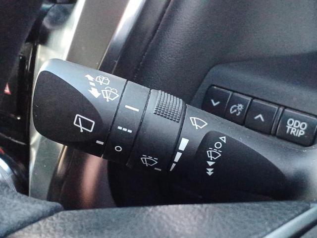 アルファード Ｓ　Ａパッケージ　新品タイヤ／保証書／純正　９インチ　ＳＤナビ／フリップダウンモニター　純正　１１インチ／衝突安全装置／両側電動スライドドア／ヘッドランプ　ＬＥＤ／ＵＳＢジャック／Ｂｌｕｅｔｏｏｔｈ接続／ＥＴＣ（16枚目）