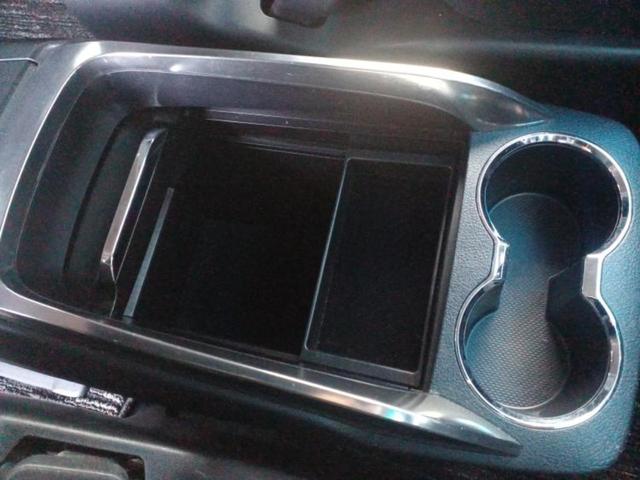 アルファード Ｓ　Ａパッケージ　新品タイヤ／保証書／純正　９インチ　ＳＤナビ／フリップダウンモニター　純正　１１インチ／衝突安全装置／両側電動スライドドア／ヘッドランプ　ＬＥＤ／ＵＳＢジャック／Ｂｌｕｅｔｏｏｔｈ接続／ＥＴＣ（32枚目）