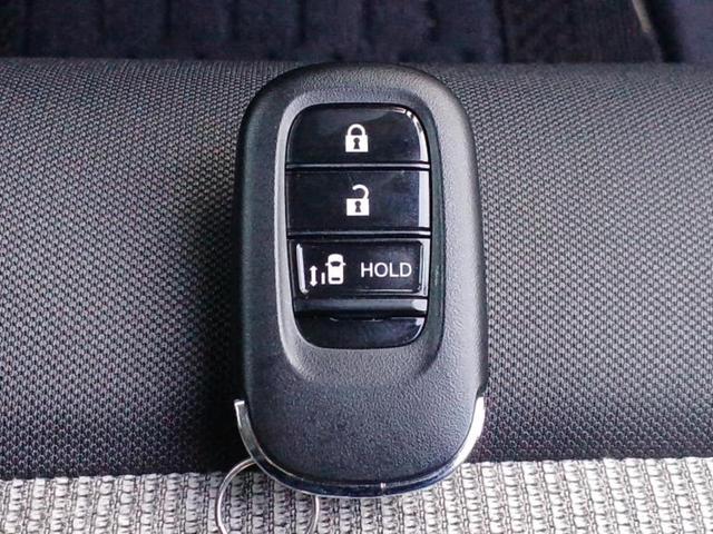 Ｎ－ＢＯＸ ヒョウジュン　保証書／ディスプレイオーディオ８インチ／ホンダセンシング／電動スライドドア／車線逸脱防止支援システム／ヘッドランプ　ＬＥＤ／Ｂｌｕｅｔｏｏｔｈ接続／ＥＢＤ付ＡＢＳ／横滑り防止装置　衝突被害軽減システム（27枚目）