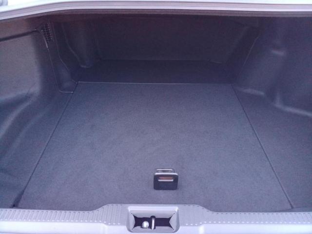 クラウンハイブリッド RSアドバンス 保証書/純正 8インチ SDナビ/トヨタセーフティセンス/シートヒーター 前席/車線逸脱防止支援システム/ヘッドランプ LED/USBジャック/Bluetooth接続/ETC/EBD付ABS(8枚目)