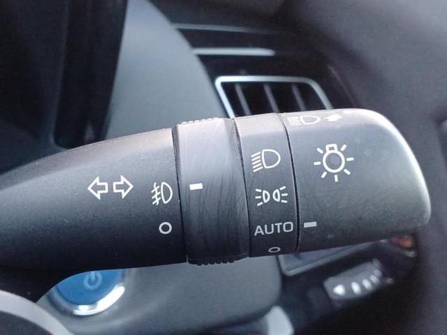 クラウンハイブリッド RSアドバンス 保証書/純正 8インチ SDナビ/トヨタセーフティセンス/シートヒーター 前席/車線逸脱防止支援システム/ヘッドランプ LED/USBジャック/Bluetooth接続/ETC/EBD付ABS(14枚目)