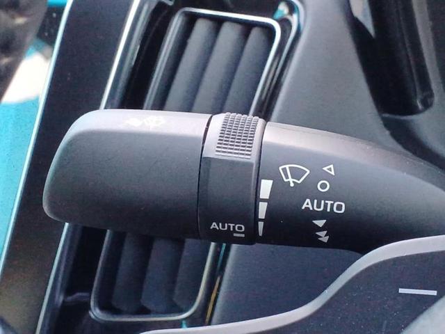 クラウンハイブリッド RSアドバンス 保証書/純正 8インチ SDナビ/トヨタセーフティセンス/シートヒーター 前席/車線逸脱防止支援システム/ヘッドランプ LED/USBジャック/Bluetooth接続/ETC/EBD付ABS(15枚目)